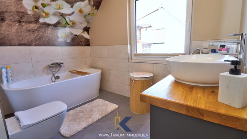 Badezimmer 1.OG Haupthaus