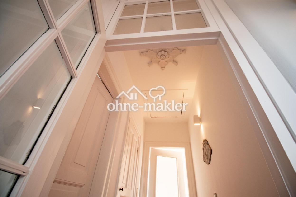 Flur im OG mit Oberlicht