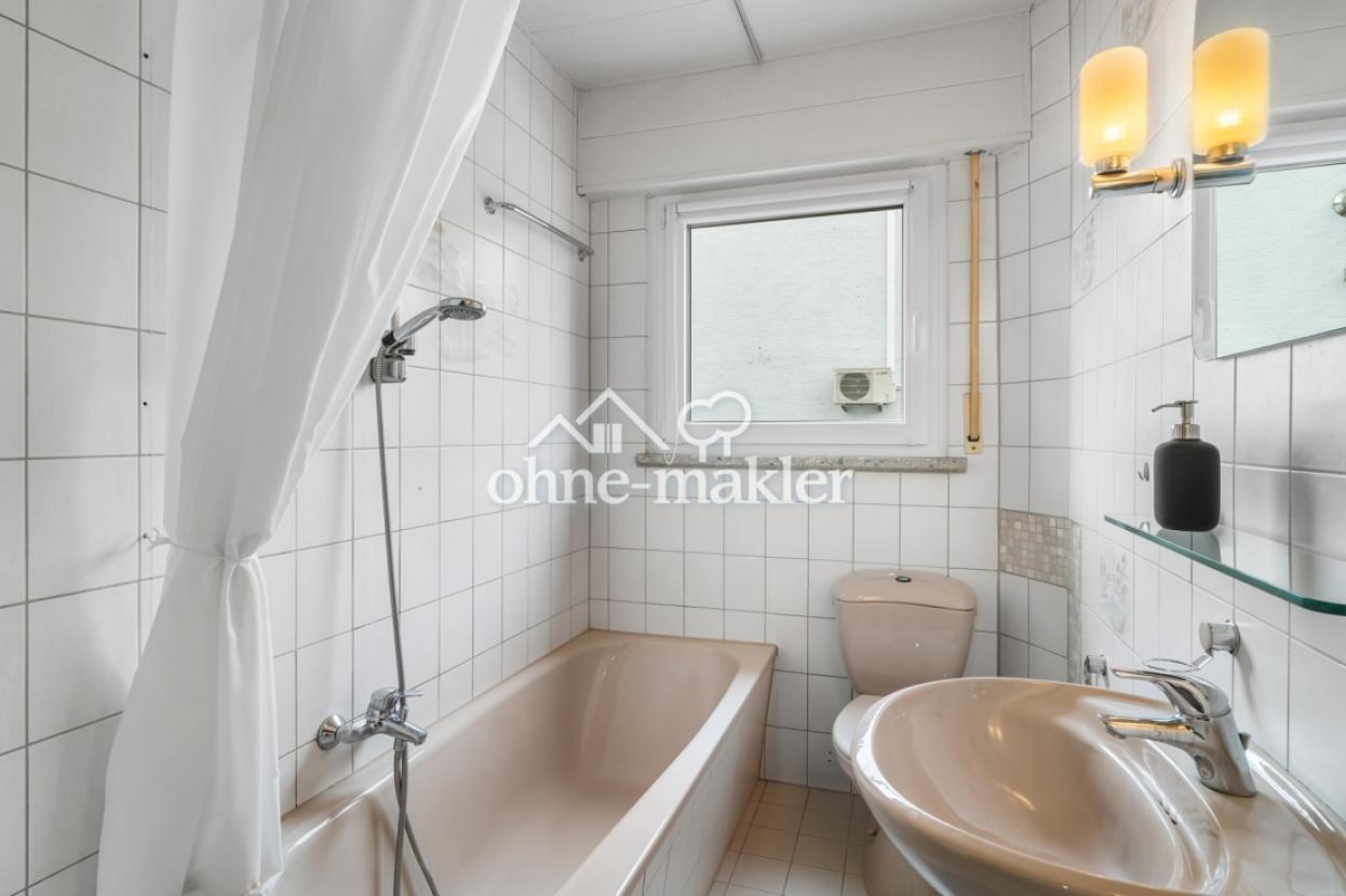Badezimmer EG