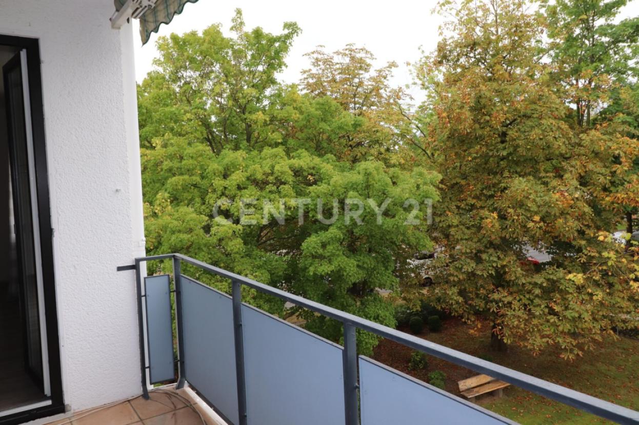 Blick vom Balkon ( Realansicht)