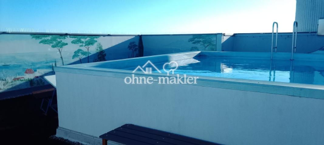 Schwimmbad auf dem Dach