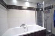 17 Badewanne + Dusche