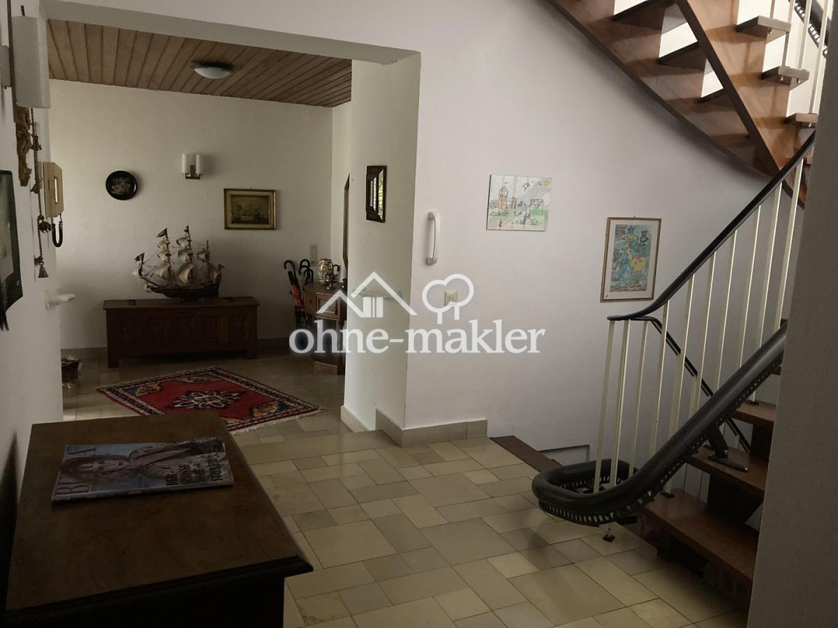 Treppenhaus mit Treppenlift