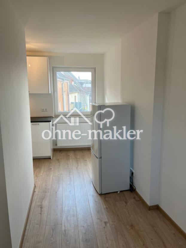 Durchgang Küche-Wohnzimmer