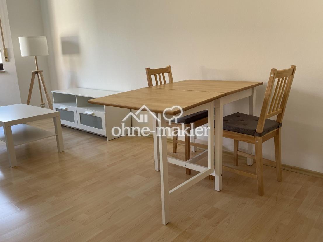 Essbereich-ausgeklappter Tisch