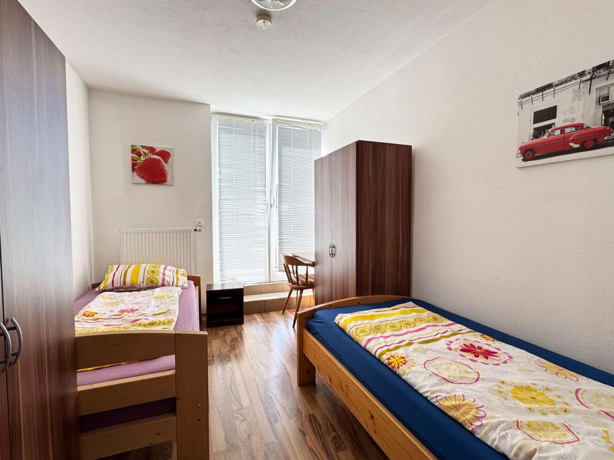 Zweibettzimmer 1. OG