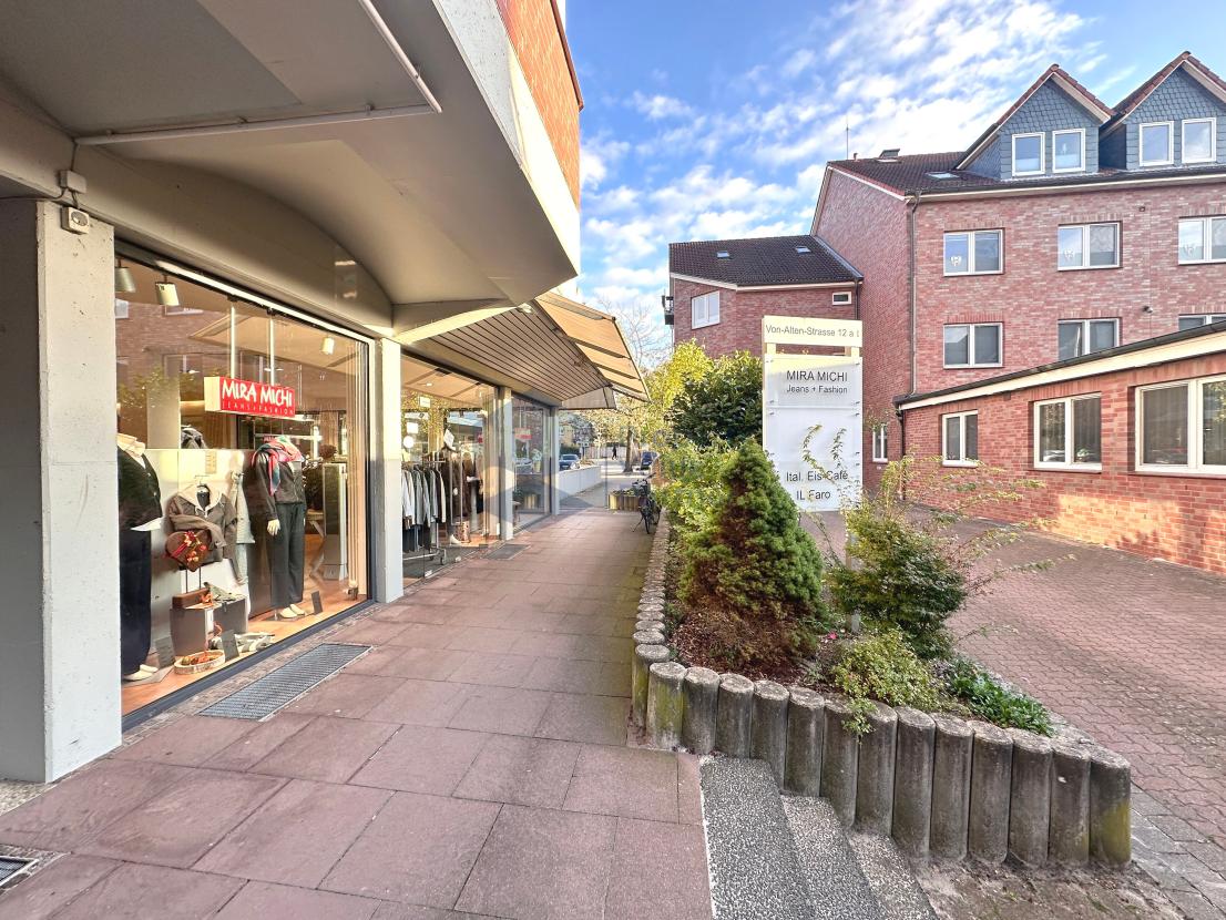 Außenansicht Eingangsbereich