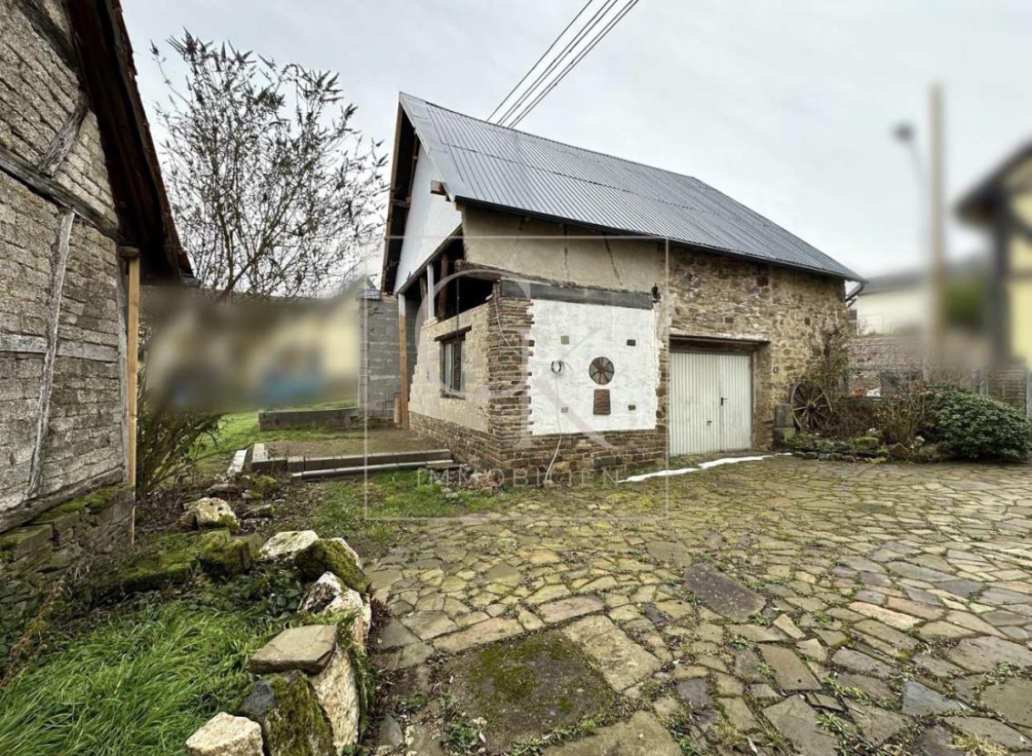 Innenhof & Nebengebäude