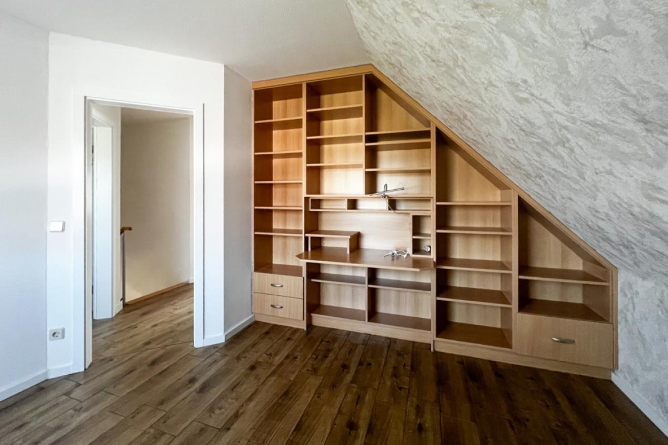 Einbauschrank