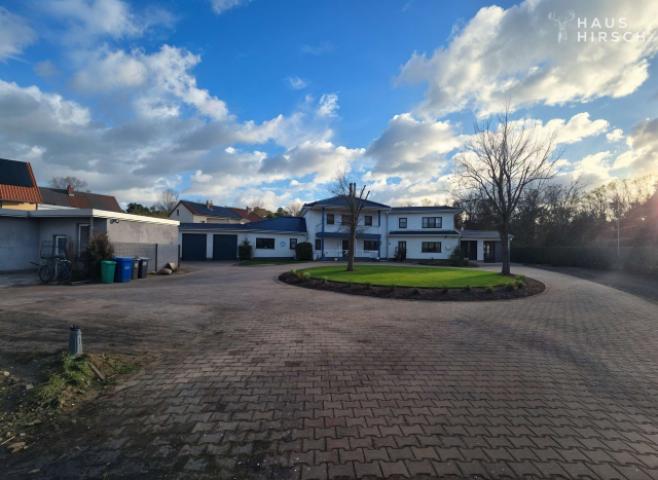 Grundstück - Sicht zum Haus 