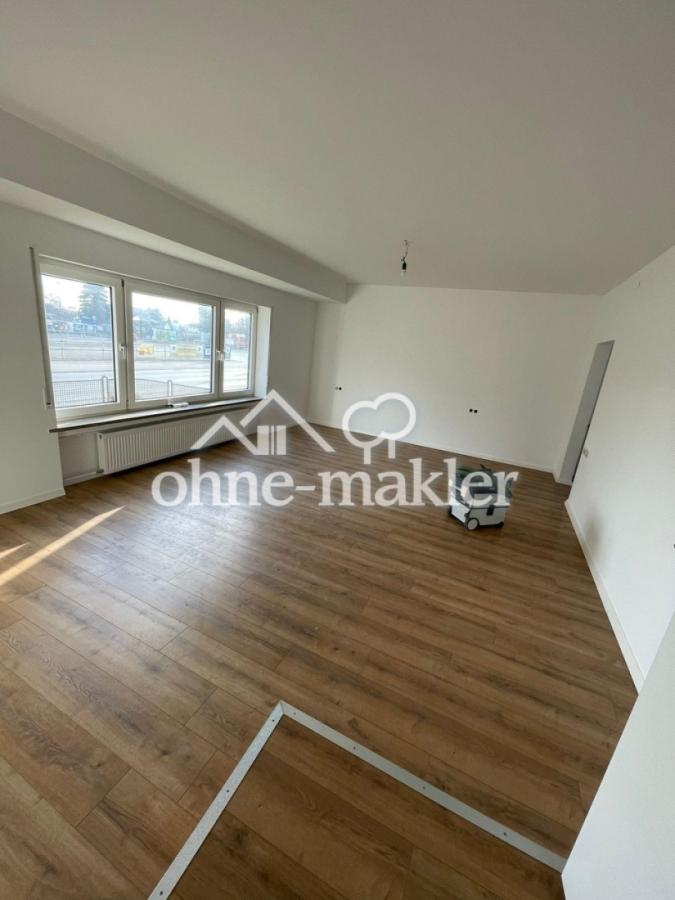 Wohnzimmer 1 / großes Zimmer