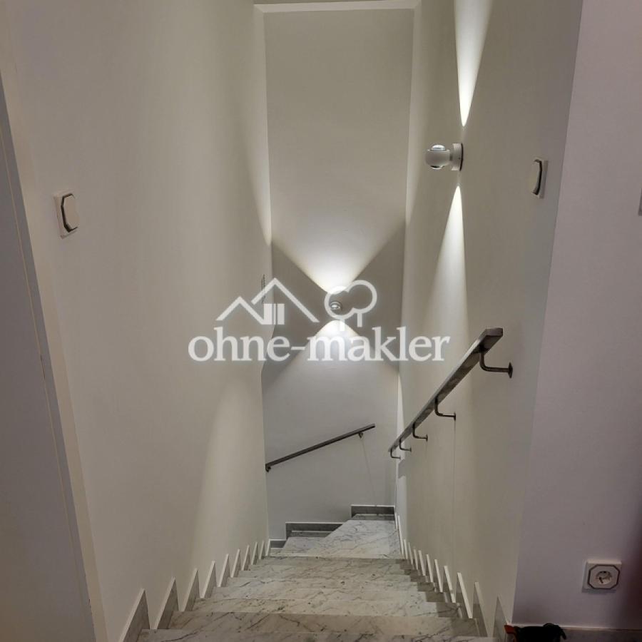 Treppe zum Erdgeschoss