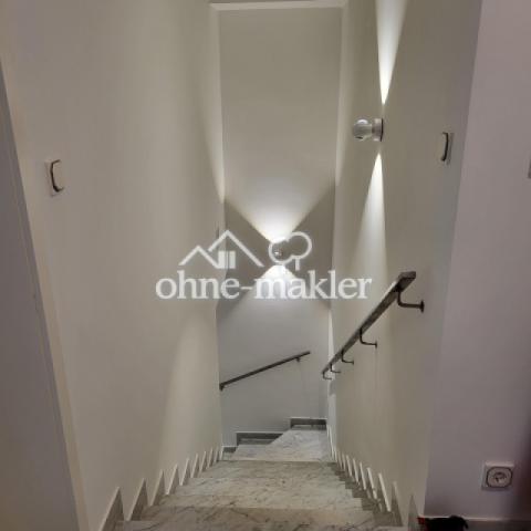 Treppe zum Erdgeschoss