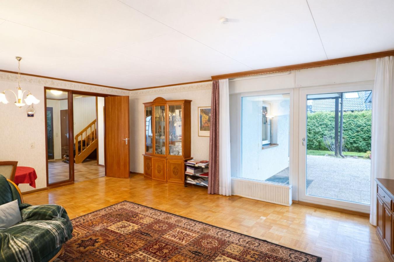 Wohnzimmer mit Terrasse