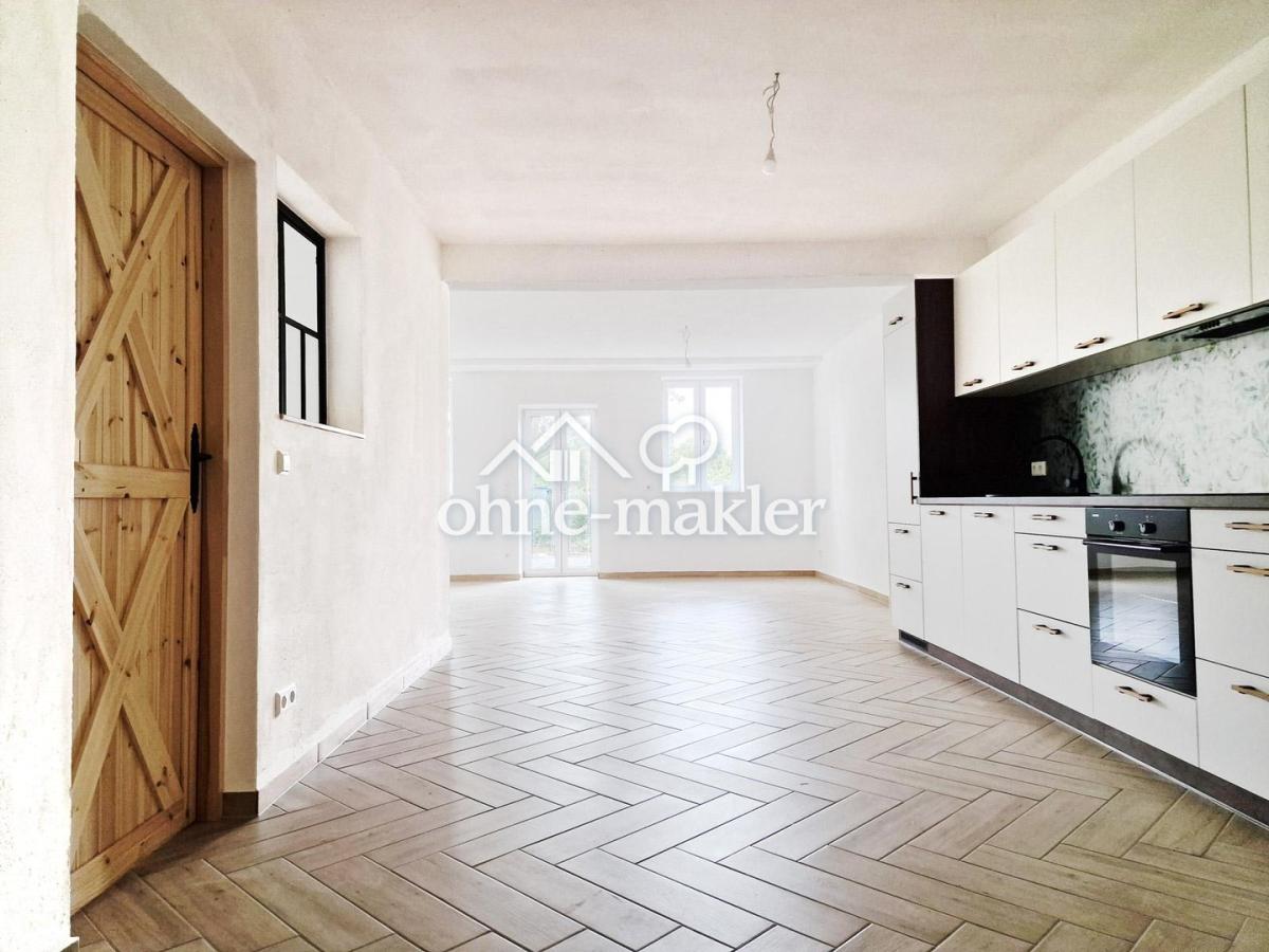 Bereich vor Küchenzeile