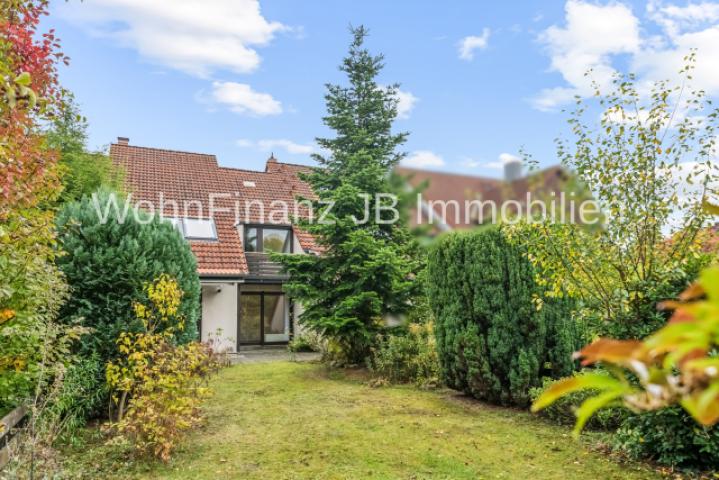 Hausansicht aus dem Garten