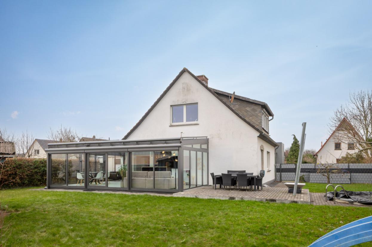 Der Blick aus dem Garten