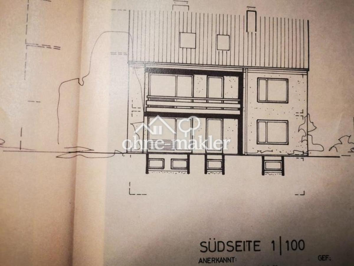 Südseite m. Balkon u. Terrasse
