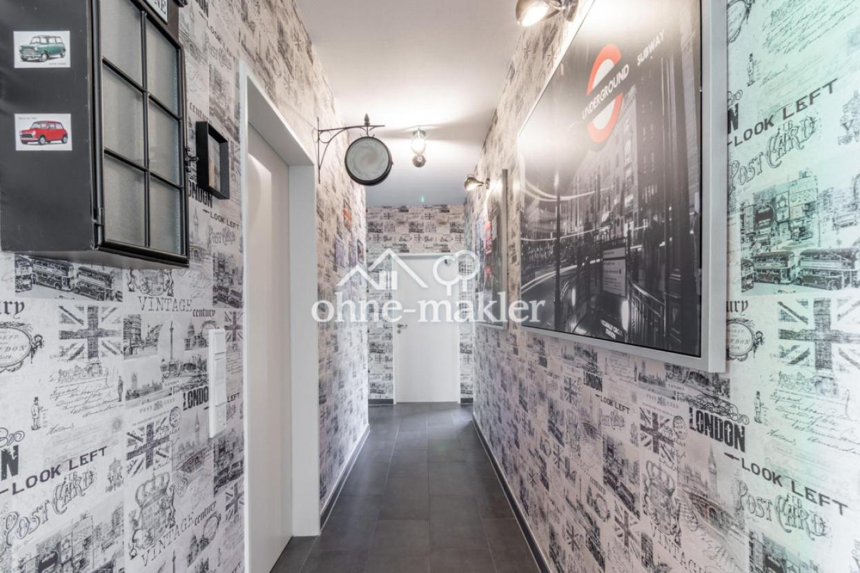 Flur EG zum Schlafzimmer