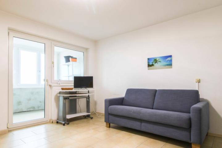 Wohnzimmer und Schlafzimmer