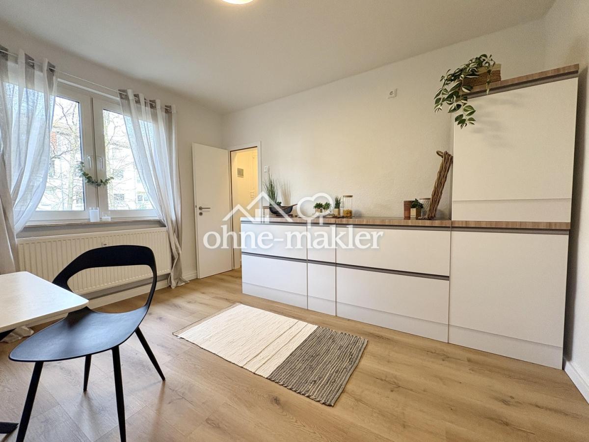 Küche + Abstellkammer