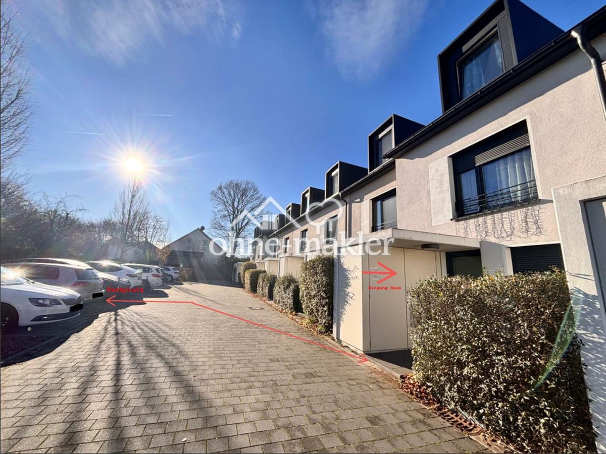 Gemeinde und der Parkplatz