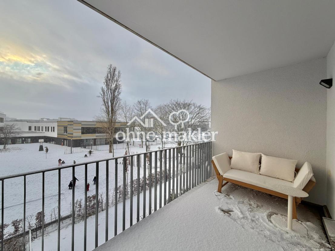 Exklusiver Balkon WG-Zimmer