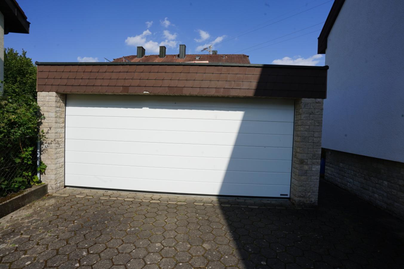 6 Garage