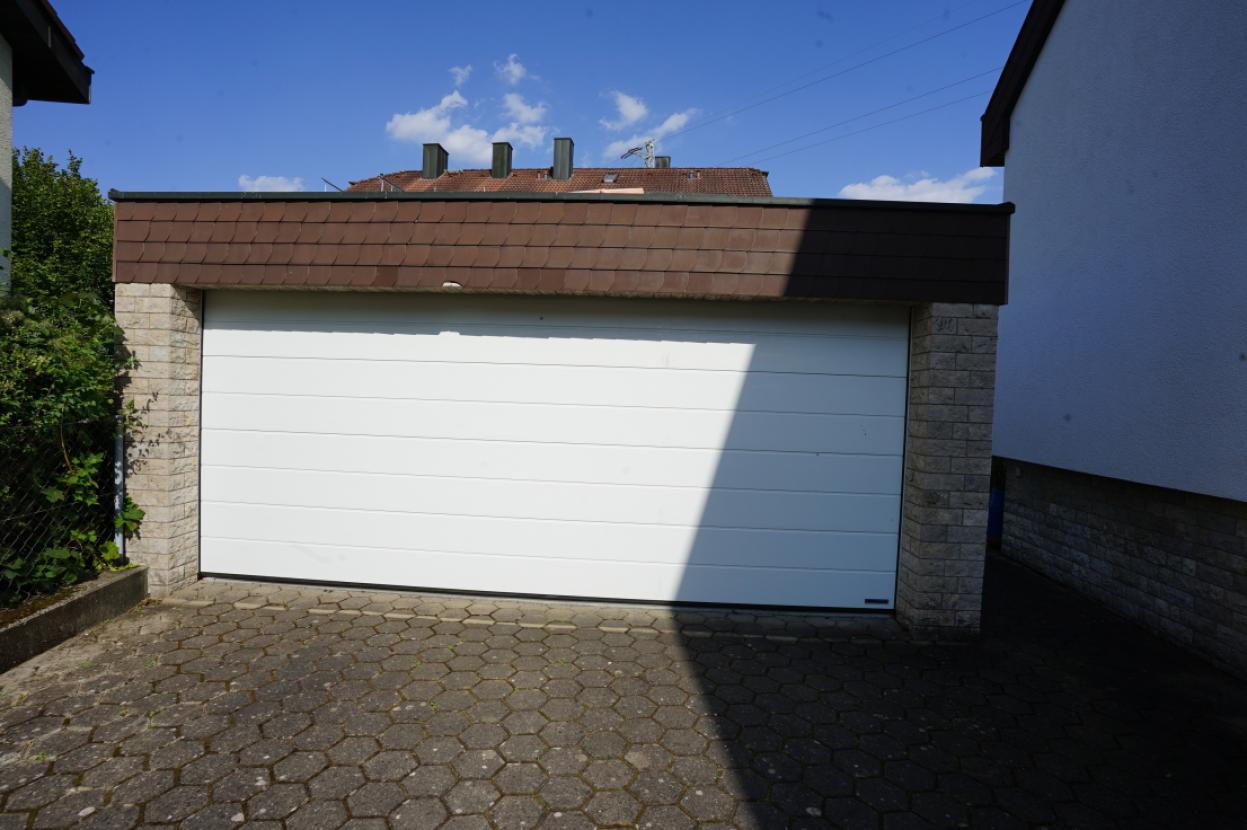 6 Garage
