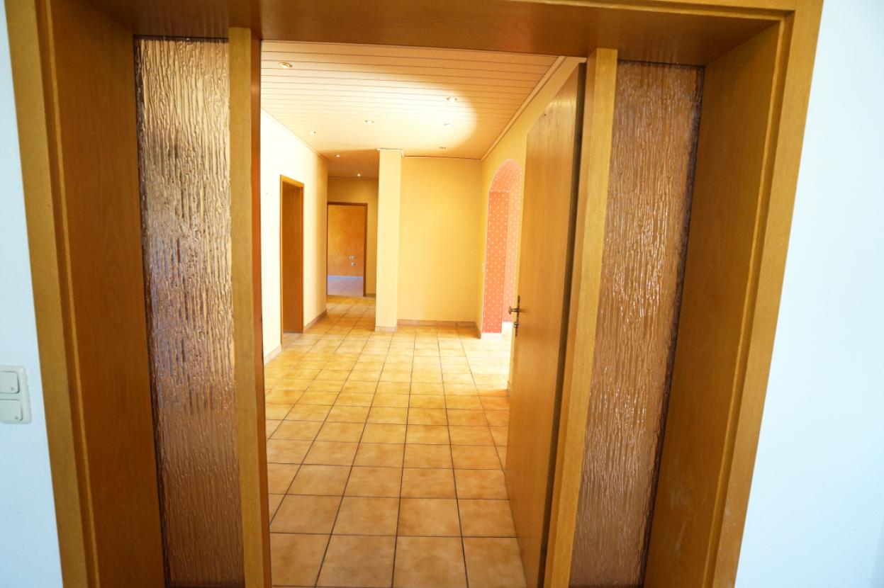 10 Eingang Wohnung EG