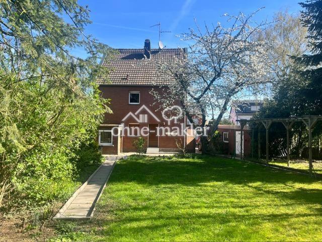 Hausansicht vom Garten