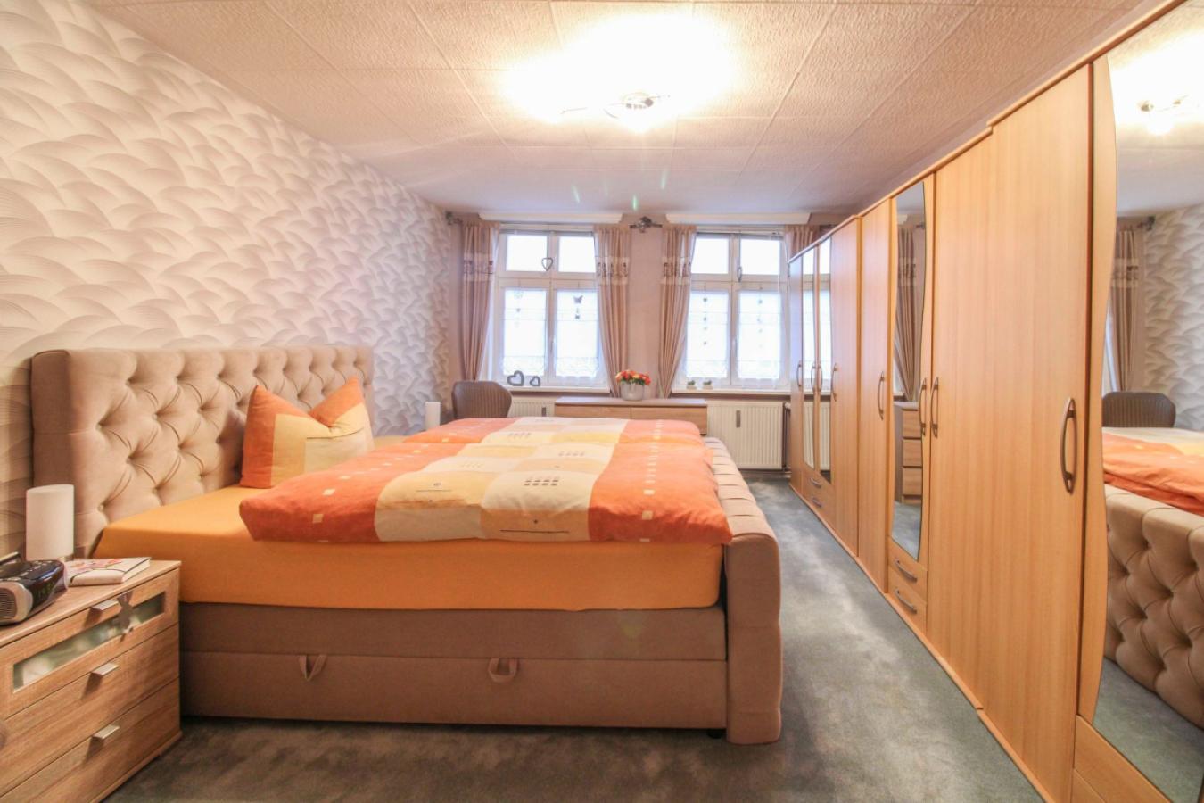 Schlafzimmer 1.OG WE1