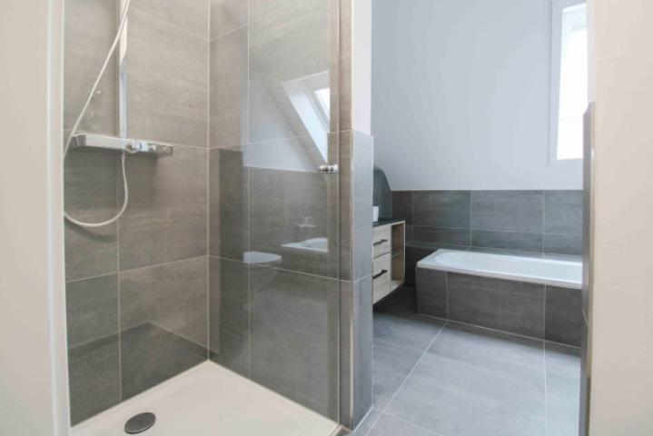 Hauptbad Ansicht 03