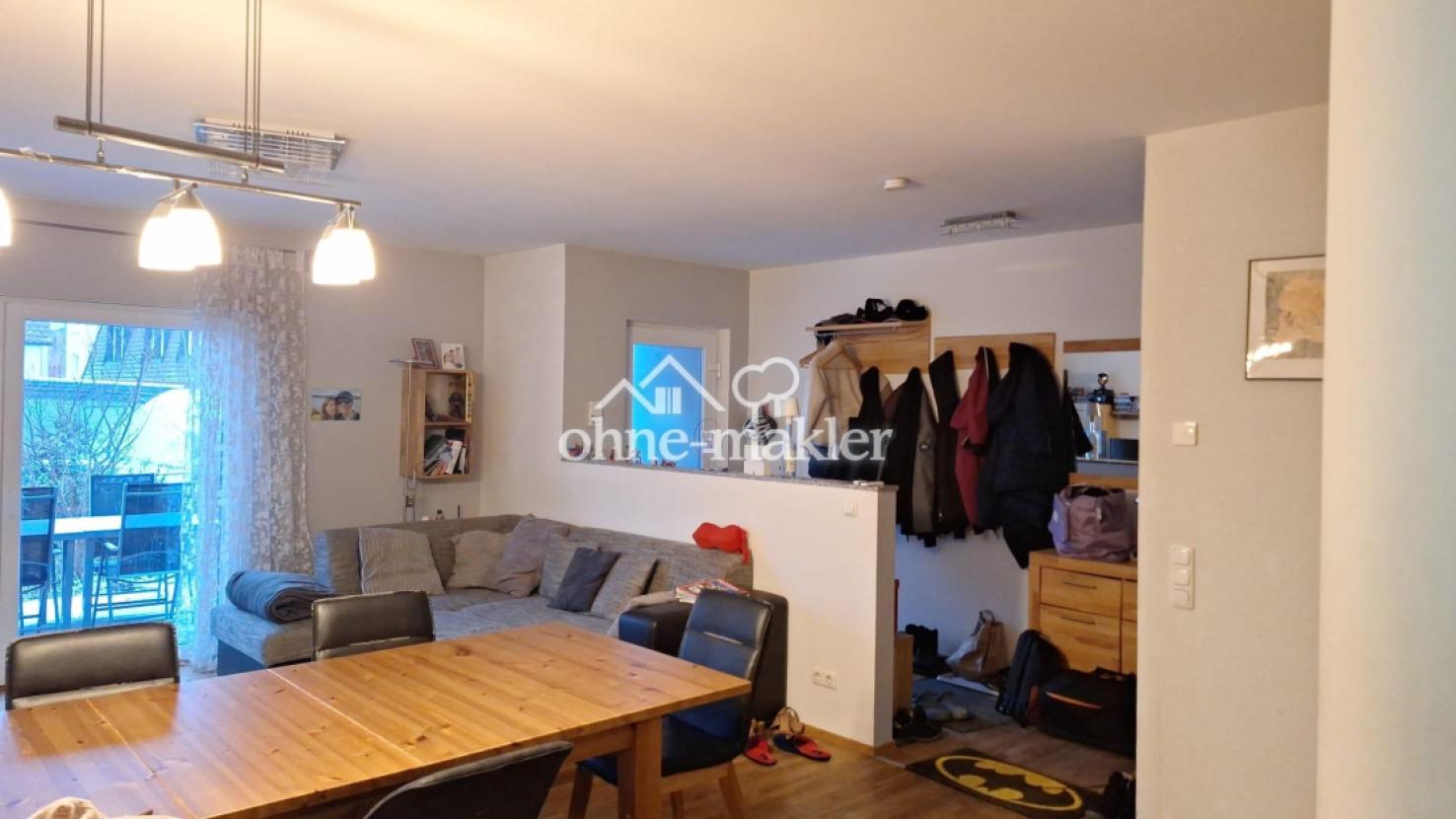 Wohnzimmer Richtung Flur