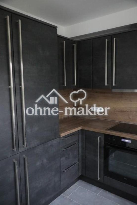 Hochwertige, neue Einbauküche