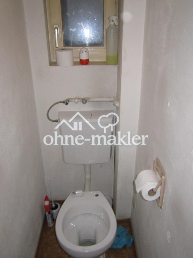 WC jeweils im 1. OG und 2. OG