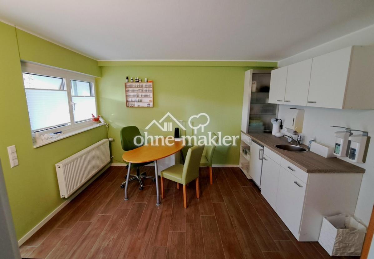 Empfangsraum Heilpraxis