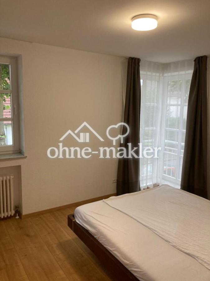 Eltern-Schlafzimmer 1