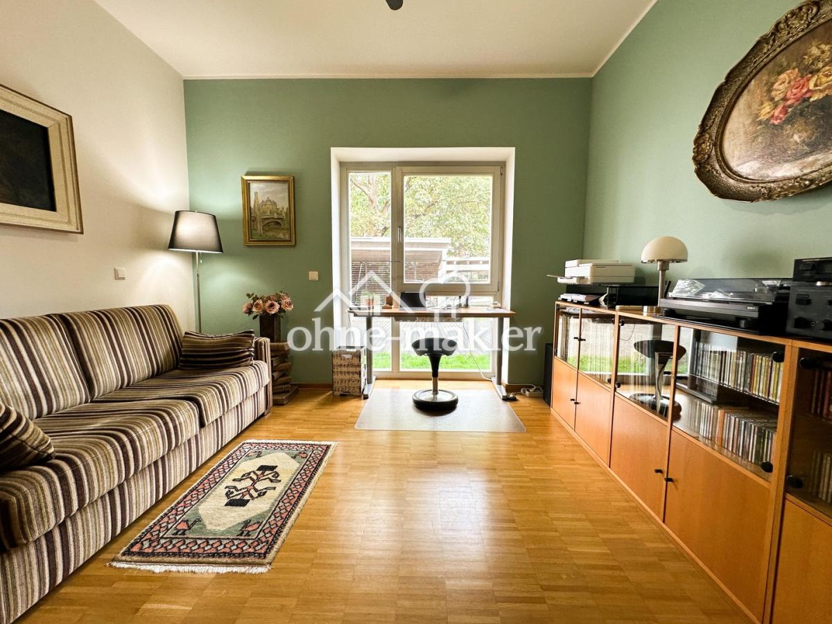 Arbeitszimmer Bild 1