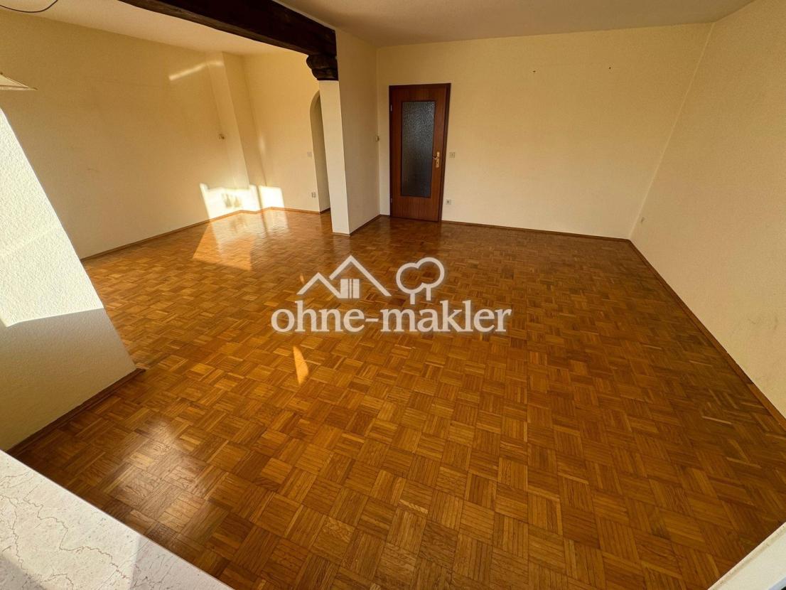 Wohnzimmer – hell, freundlich