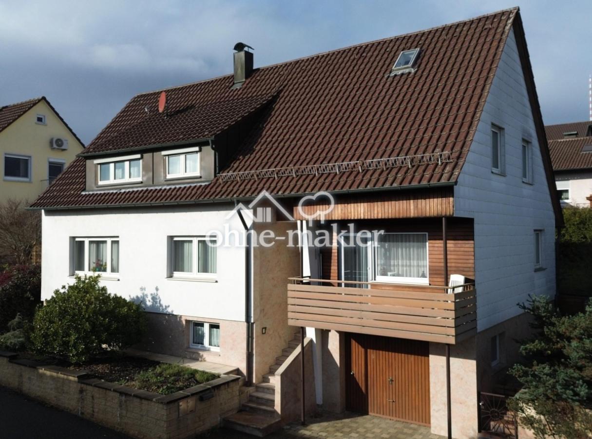 Hausansicht von Straße