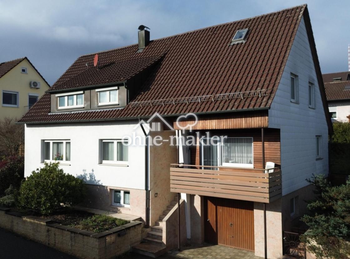 Hausansicht von Straße