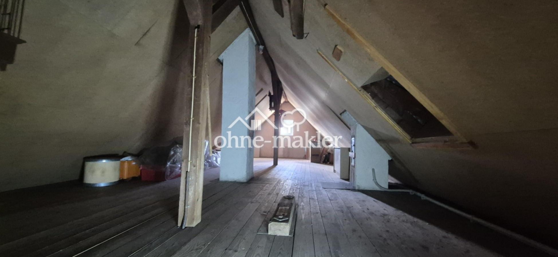 Gedämmter Dachboden