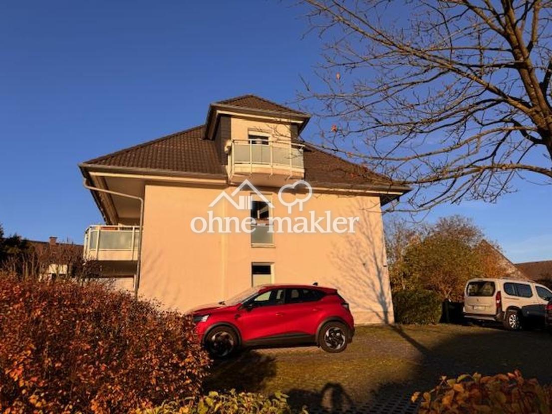 Parkplätze & Giebelseite I