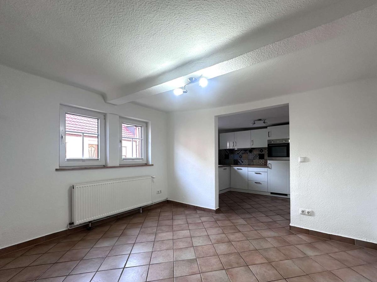 Esszimmer mit Blick auf Küche