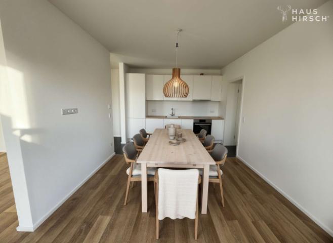 Küche und Esszimmer virtuell möbliert