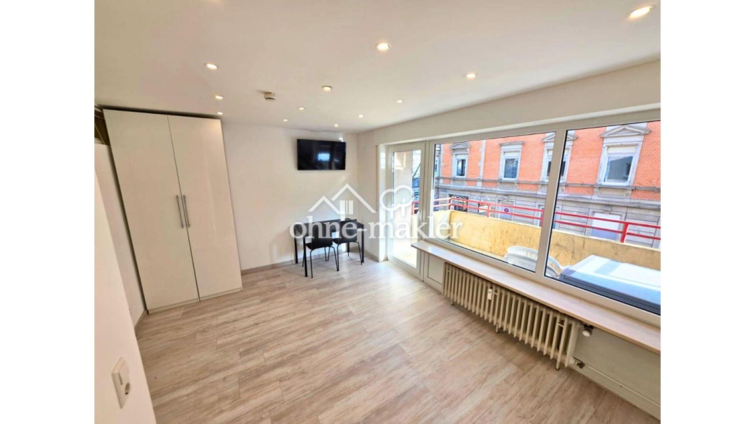 Zi 1 - lichtdurchflutet