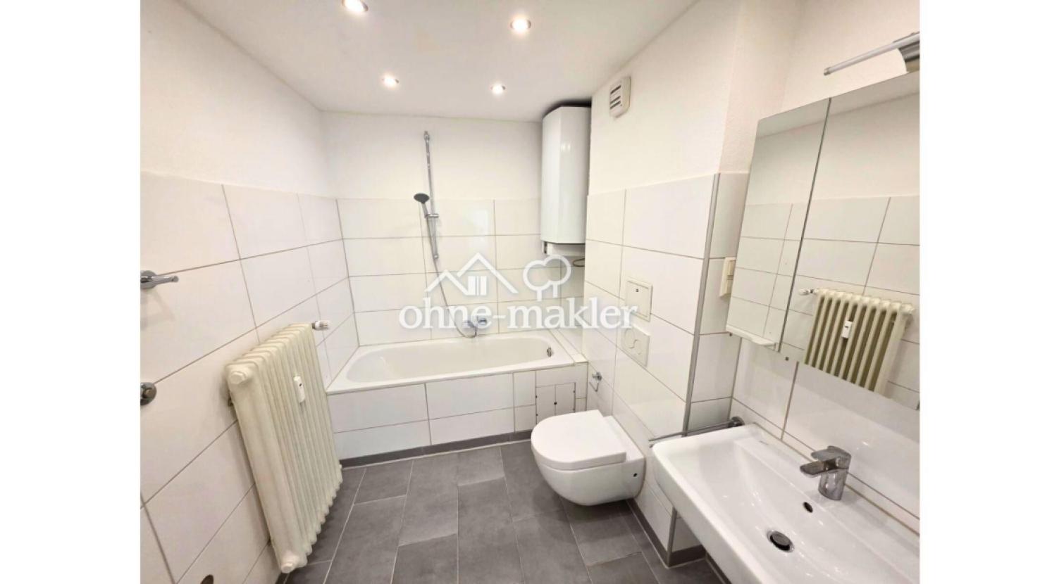 Bad: Waschmaschinenanschluss