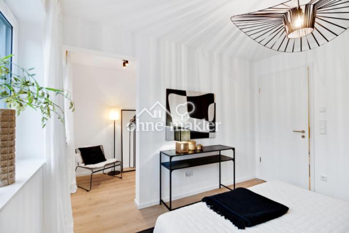 Elternschlafzimmer + Ankleide