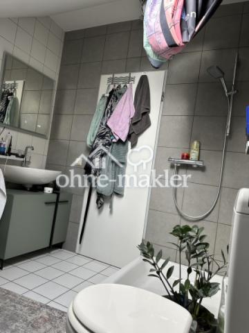 II. Foto Badezimmer